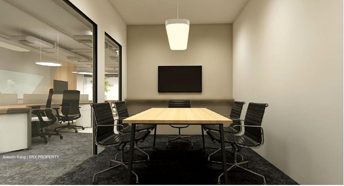 Hsbc Building (D1), Office #506748341